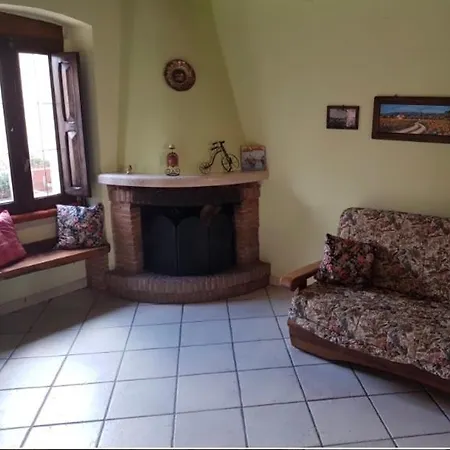 La Rocca Bed & Breakfast 4*